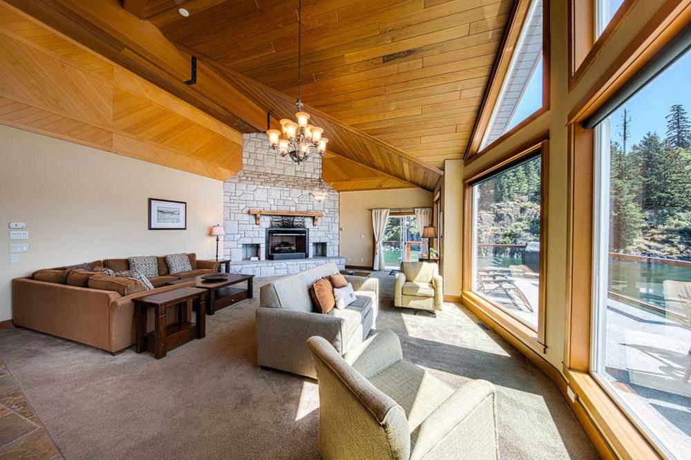 Gowlland Harbour Resort Heriot Bay Extérieur photo